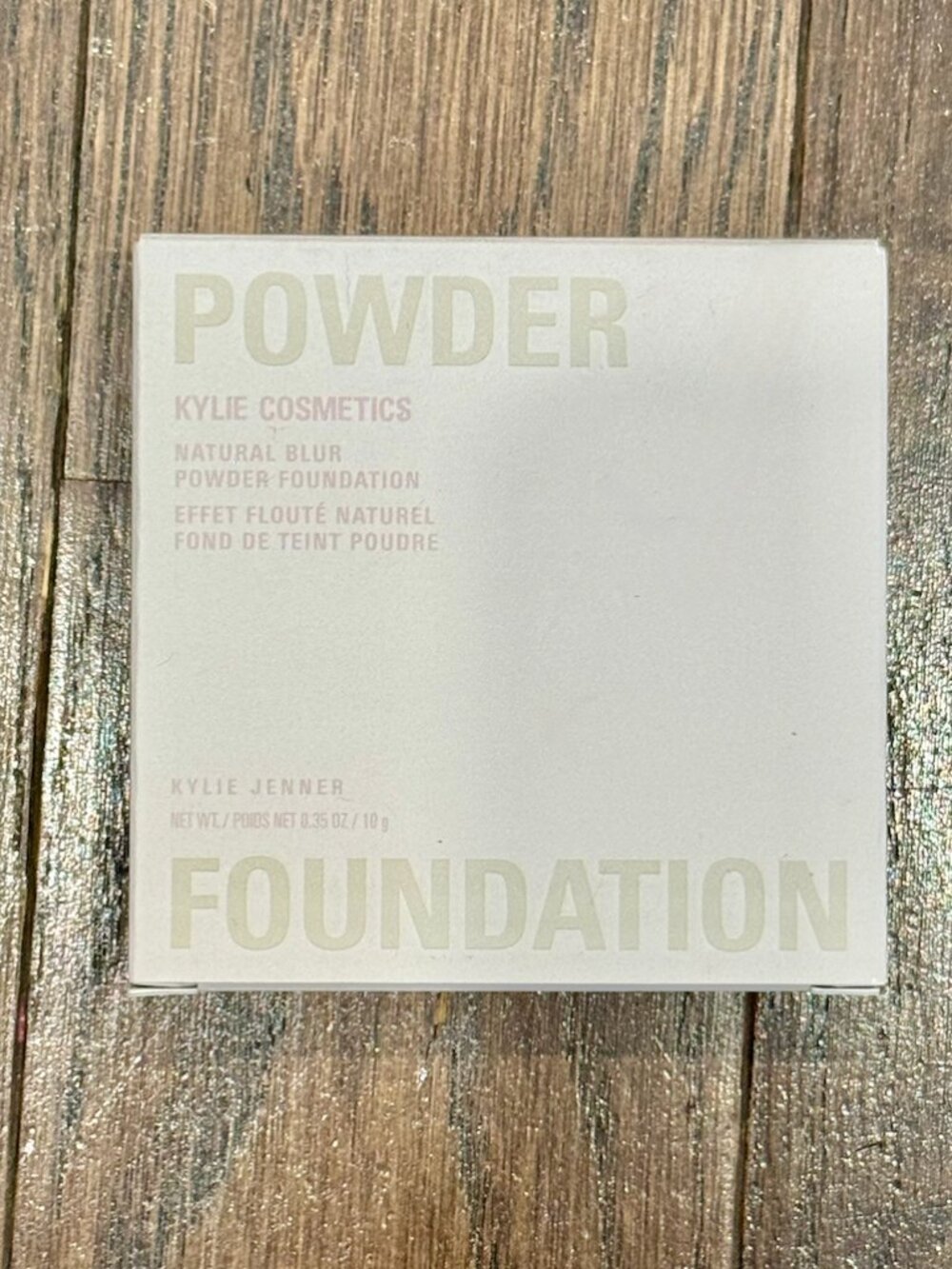 Kylie Cosmetics Natural Blur Powder Foundation 1C